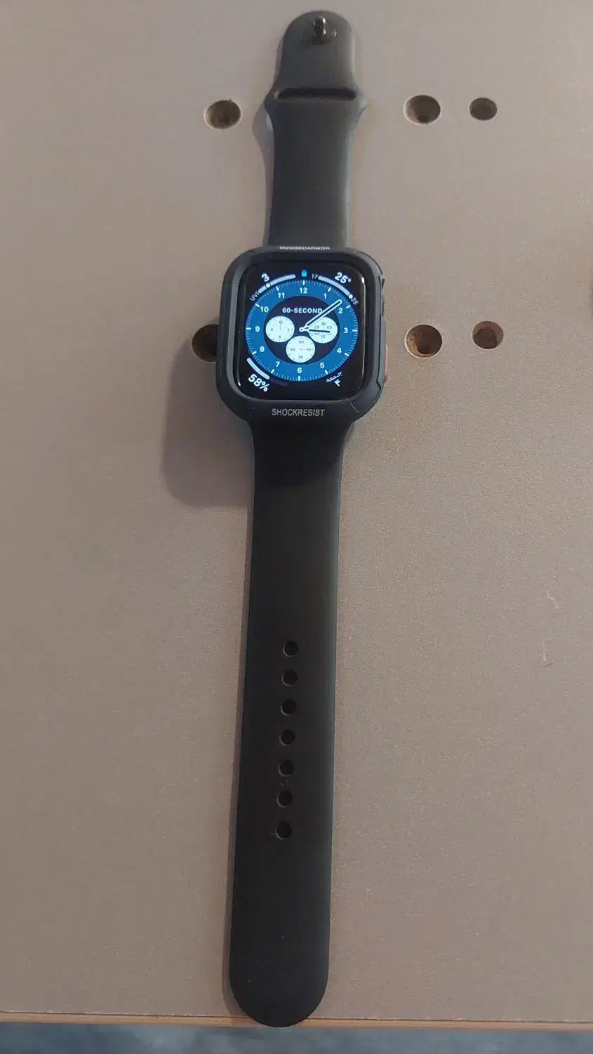 ساعت هوشمند اپل واچ se 2024 مشکی سلامت باتری ۱۰۰|ساعت|نور, |دیوار