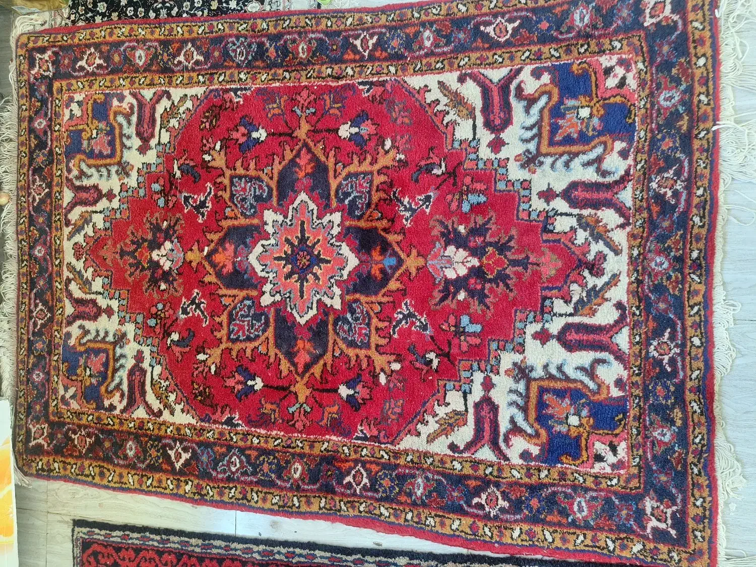 فرش دستباف زرنیم|فرش|تبریز, |دیوار