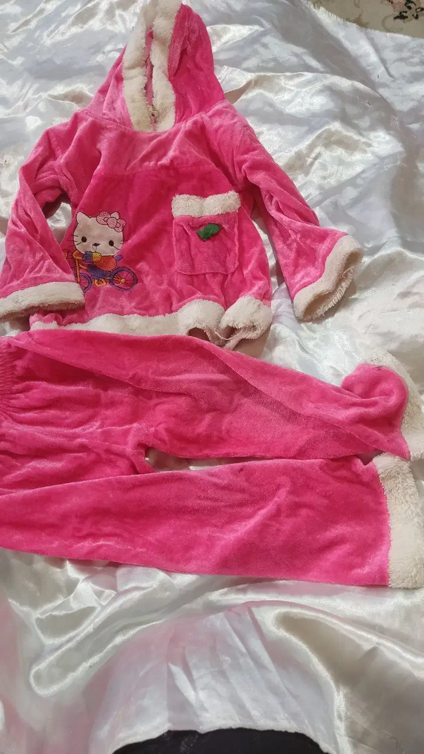 لباس بچگانه نونو فقط یکبار پوشیده|کفش و لباس بچه|سنندج, |دیوار