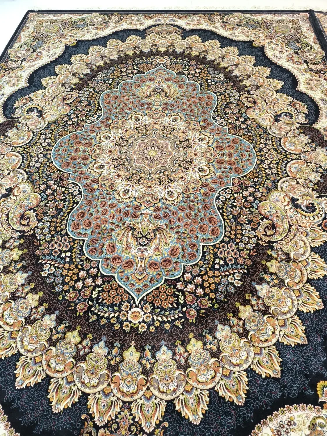 فروش 12 متری|فرش|شیراز, شهرک بهشتی|دیوار