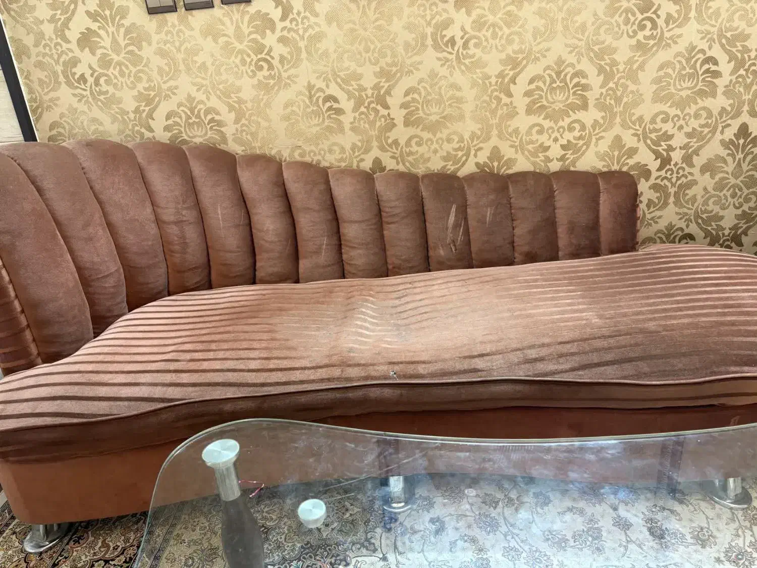 مبل|مبلمان خانگی و میز عسلی|اصفهان, هفتون|دیوار