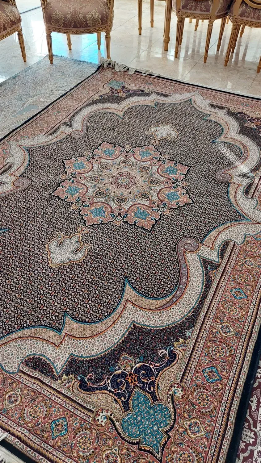 فرش ۶ متری قیطران|فرش|کرج, باغستان|دیوار