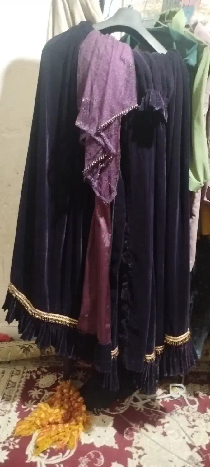 لباس مخمل بنفش نو معاوضه ندارم|لباس|یاسوج, |دیوار