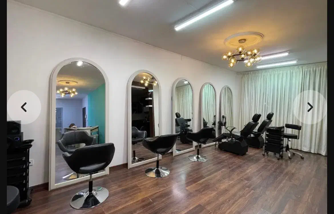 اجاره لاین ناخن و رنگ و لایت فیشال و پدیکور مژه|خدمات آرایشگری و زیبایی|مشهد, شهید فرامرز عباسی|دیوار