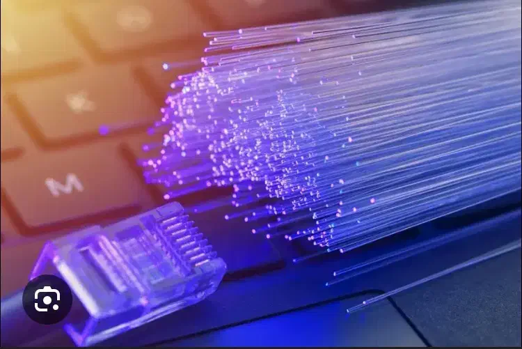 فیوژن و اجرای فیبر نوری (دوربین ،شبکه ،اینترنت )|مودم و تجهیزات شبکه|اشتهارد, |دیوار