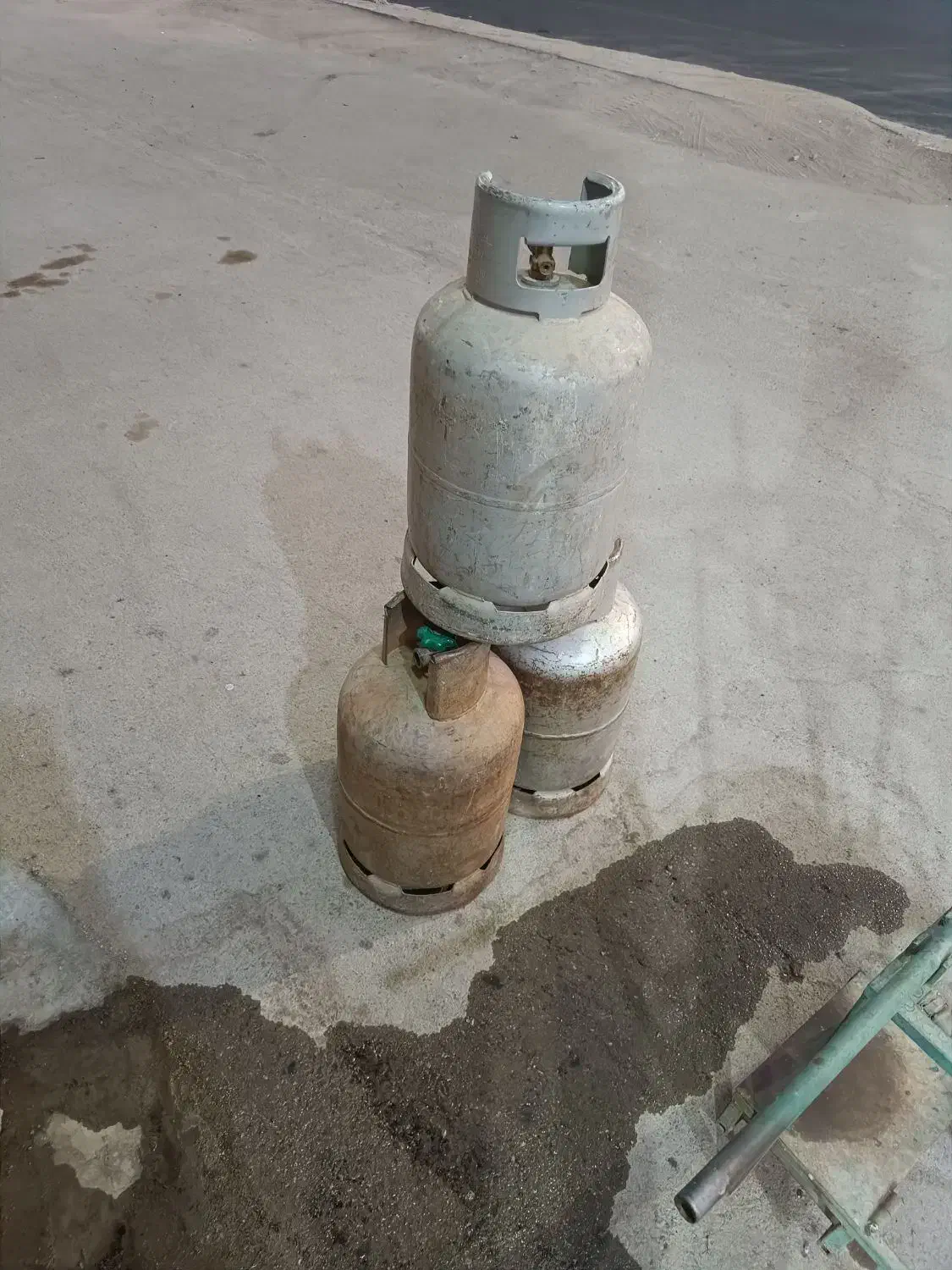 پیک نیک پر کنی و شارژ سیلندر گاز|اجاق گاز و لوازم برقی پختوپز|یزد, |دیوار