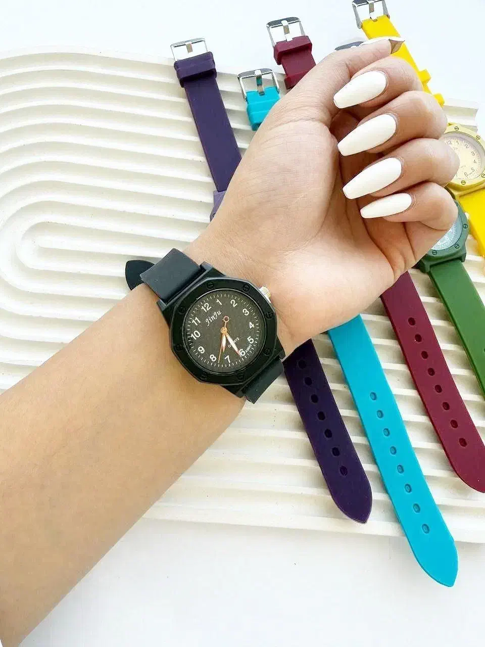 ساعت دخترانه پتک جینوا|ساعت|صحنه, |دیوار