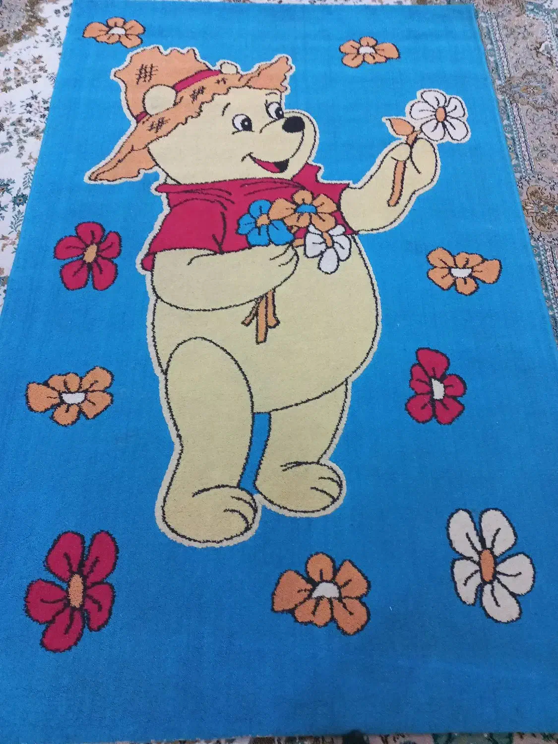 یک فرش ۴ متری فانتزی|فرش|رشت, سعدی (تختی)|دیوار