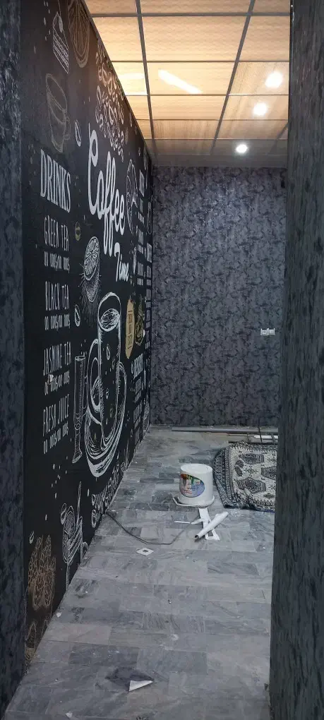 نصاب کاغذ دیواری و بلکا پوستر و نقاشی|خدمات پیشه و مهارت|خرمآباد, |دیوار