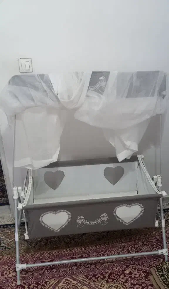 گهواره نوزادی|اسباب و اثاث بچه|قم, پردیسان|دیوار