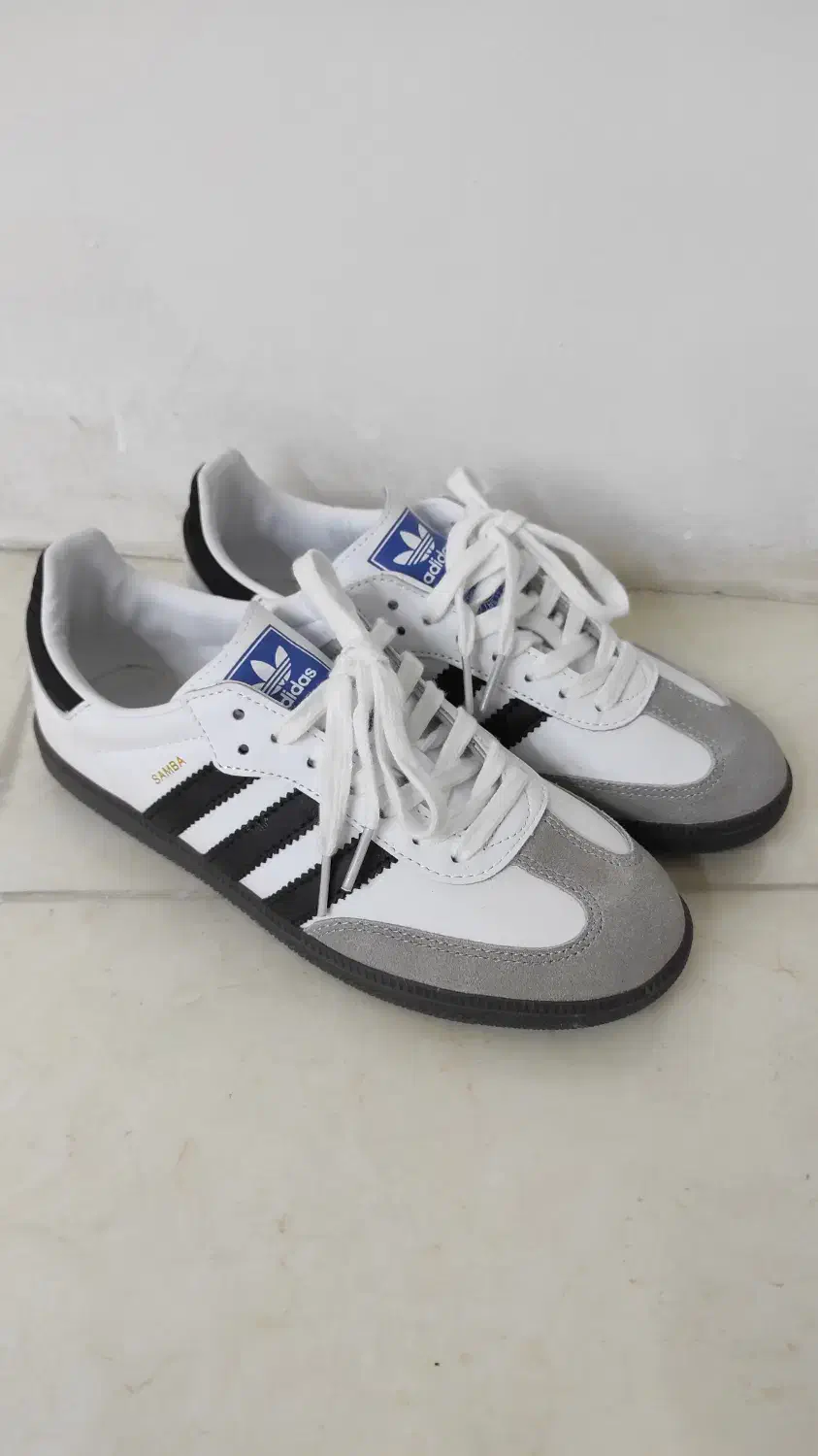 سامبا ادیداس|کیف، کفش، کمربند|اندیشه, اندیشه فاز ۳|دیوار