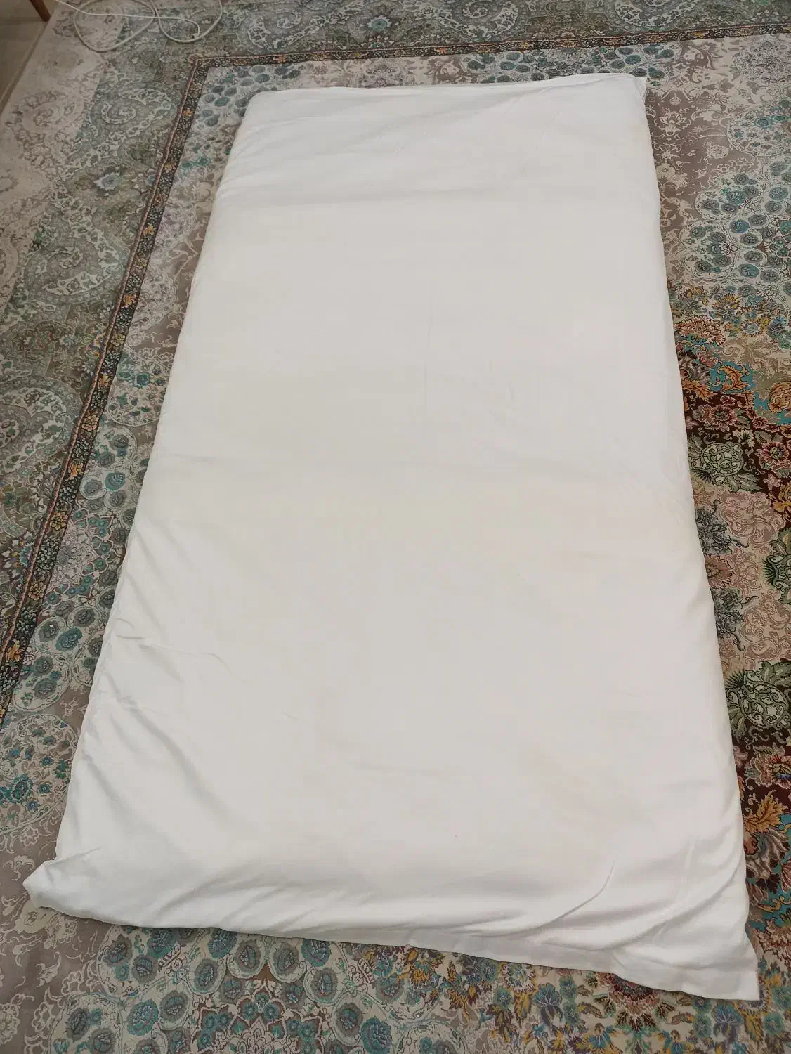 تشک نو|رختخواب، بالش، پتو|بابل, |دیوار