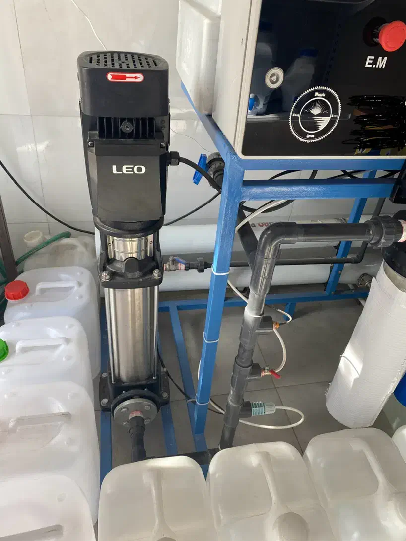 دستگاه تصفیه آب صنعتی|آبسردکن و تصفیه آب|شیراز, پودنک|دیوار