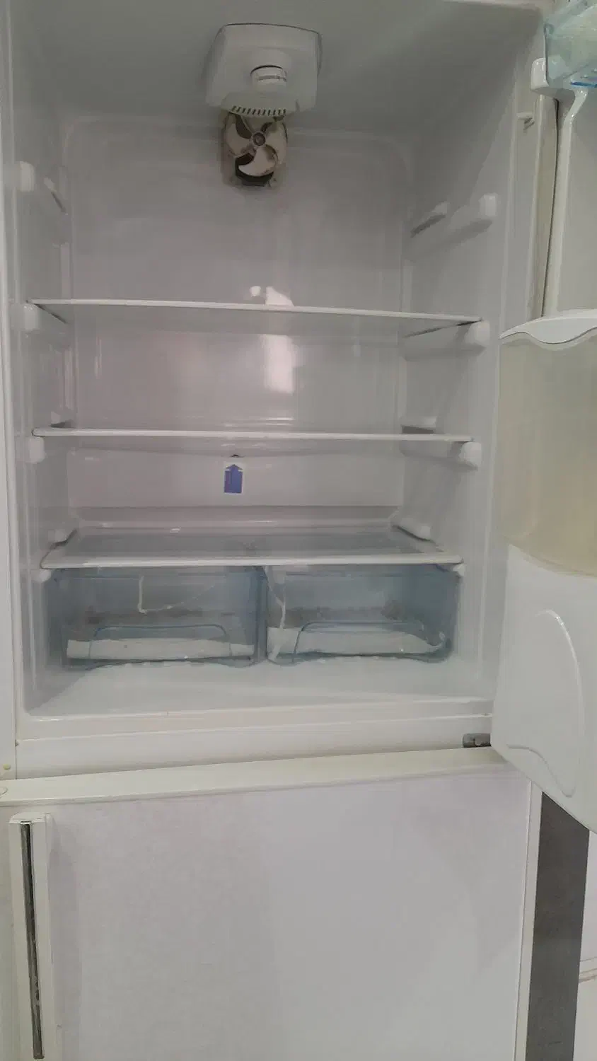 یخچال سوزان|یخچال و فریزر|سبزوار, میدان بار|دیوار