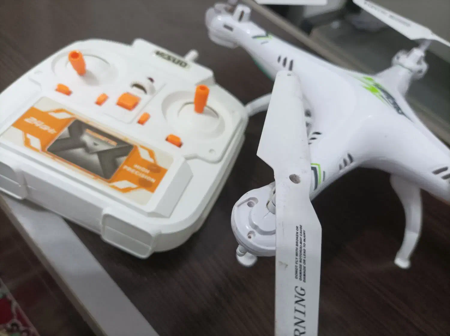 پهباد|دوربین عکاسی و فیلم‌برداری|شهرکرد, |دیوار