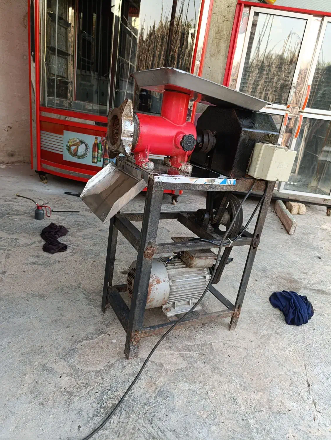 فروش چرخ گوشت صنعتی الکتروکار در کازرون|خردکن، آسیاب، غذاساز|شیراز, کوشک بیدک|دیوار