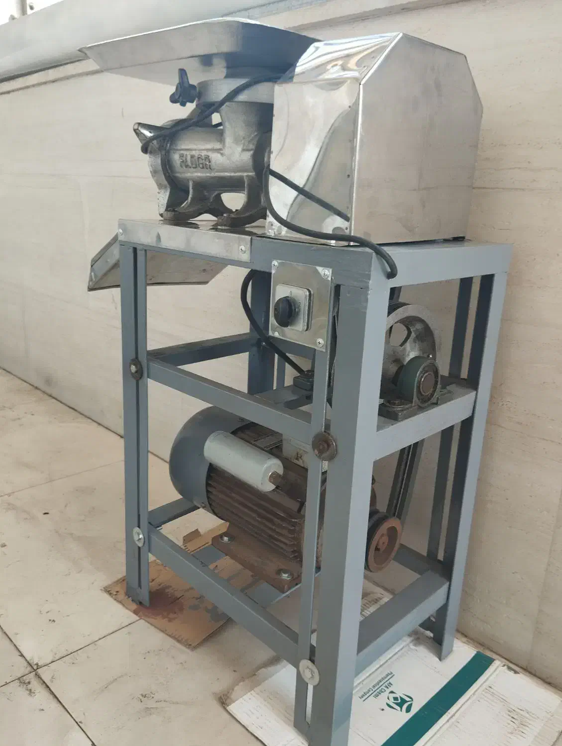 چرخ گوشت صنعتی ۳۲|فروشگاه و مغازه|بندر امام خمینی, |دیوار