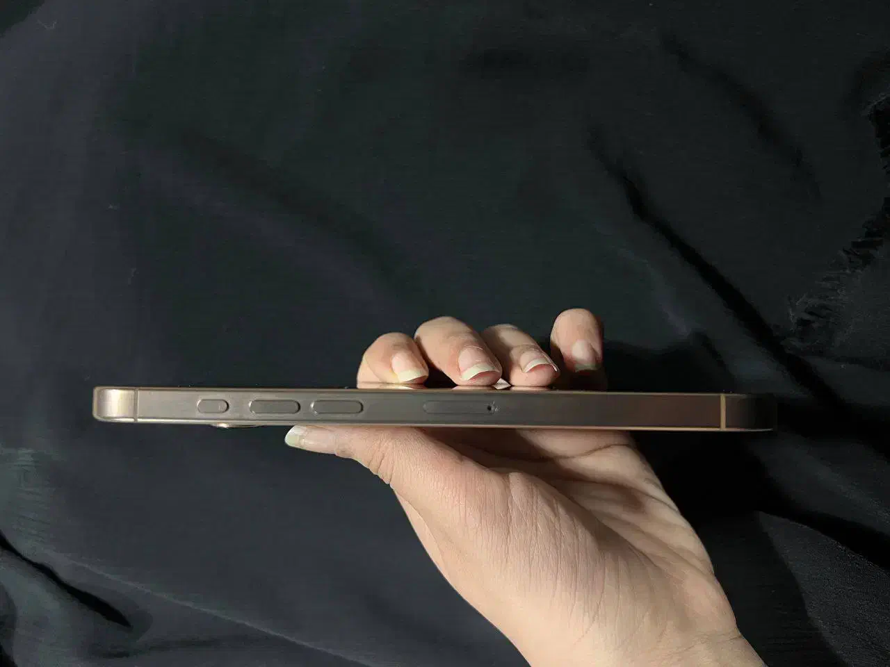 16 پرو مکس|موبایل|اندیشه, اندیشه فاز ۱|دیوار