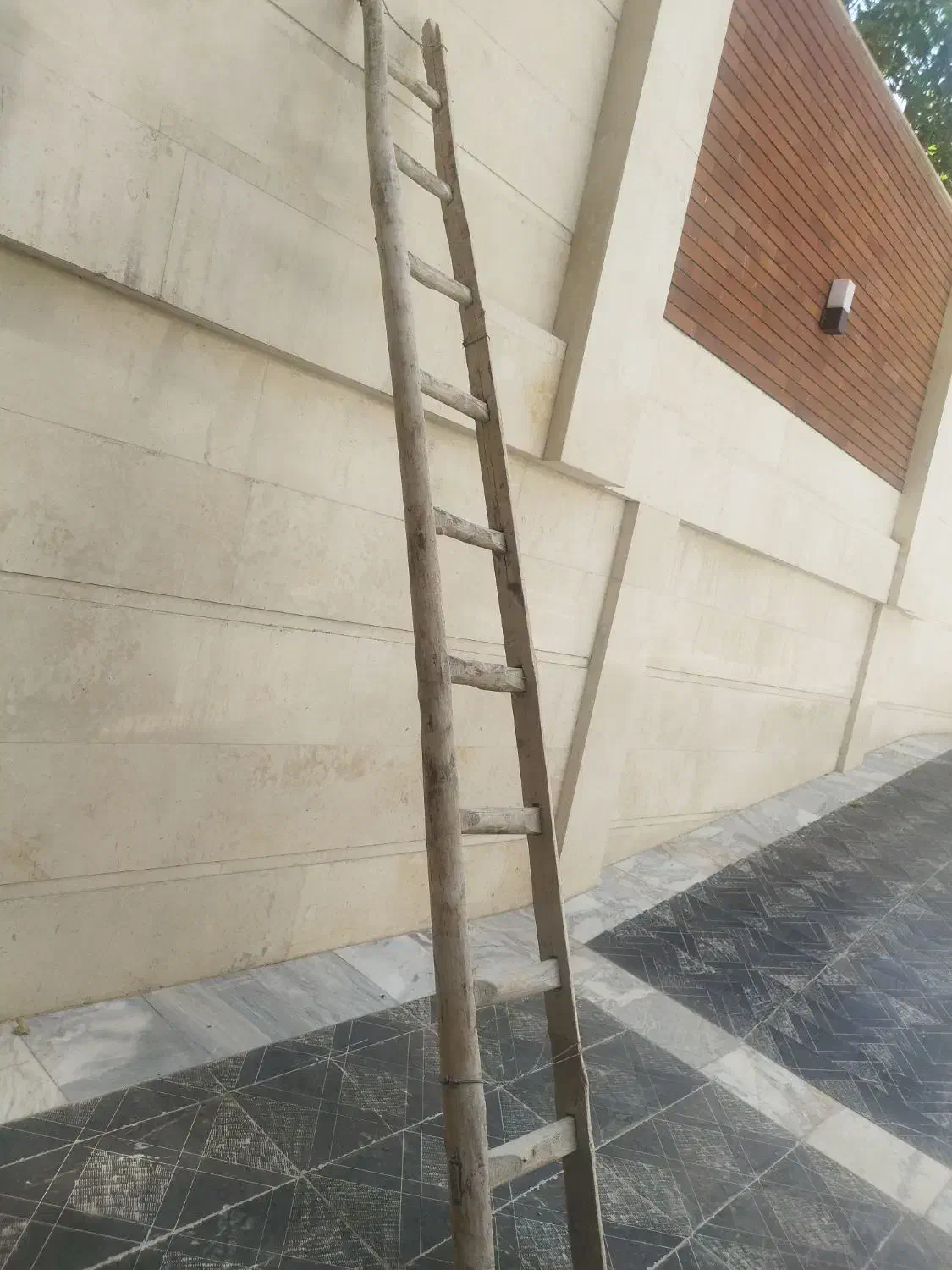 نردبان چوبی 4 متری در حد نو|ابزارآلات|کرج, شهرک بنفشه|دیوار