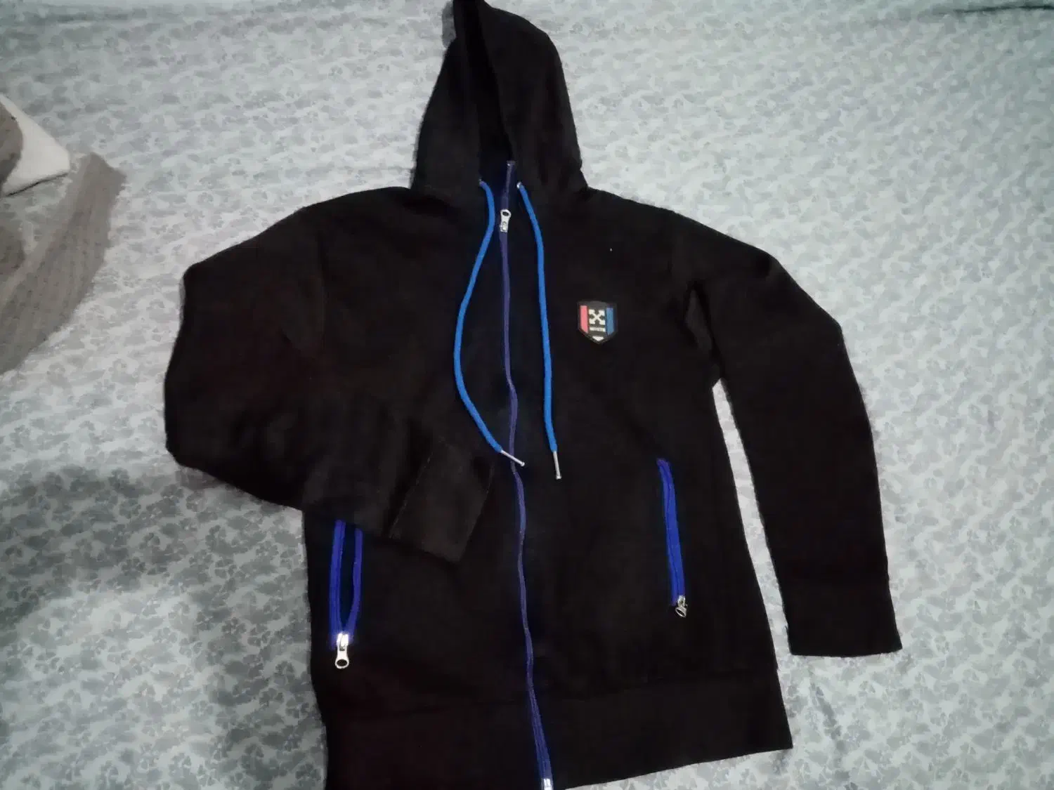 لباس پسر ونه کت وکفش مردونه|هود|یزد, |دیوار