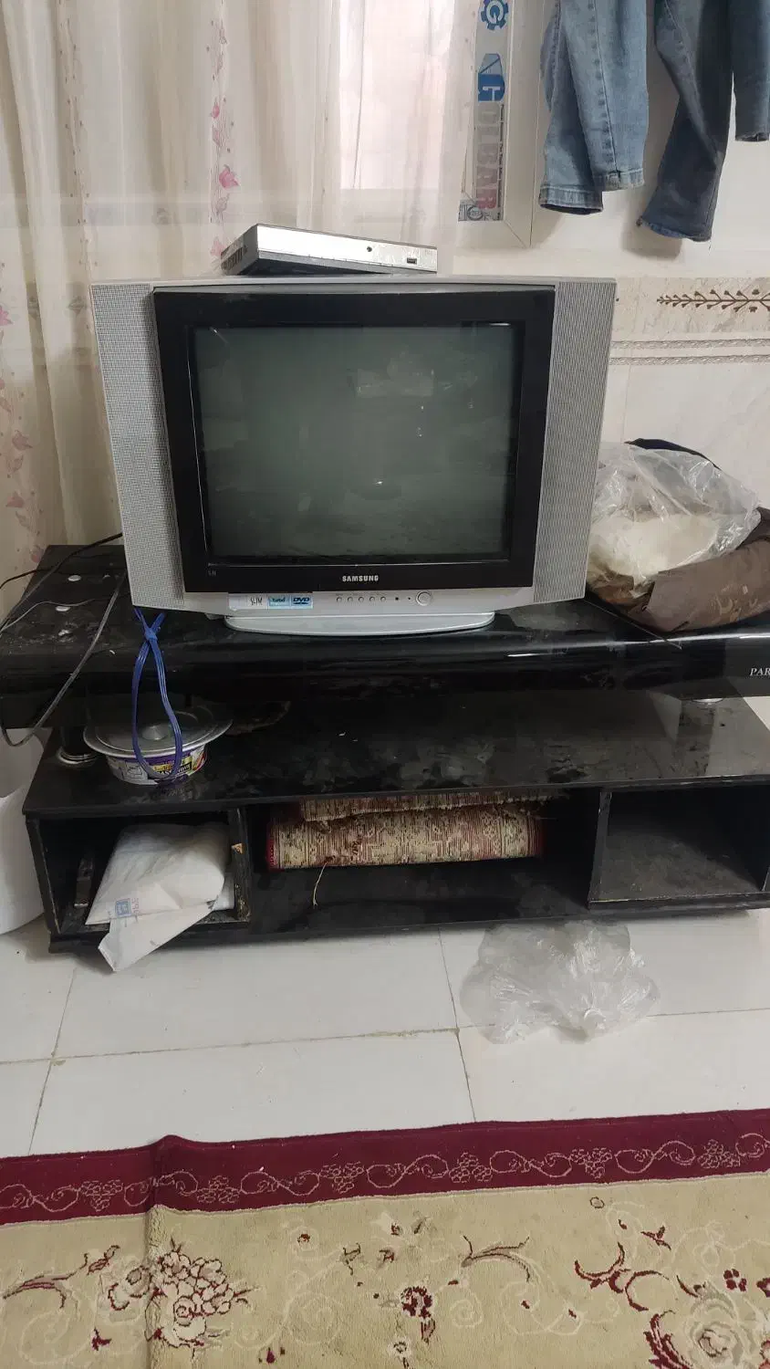 فروشی میز تلویزیون با هم|تلویزیون و پروژکتور|چناران, |دیوار