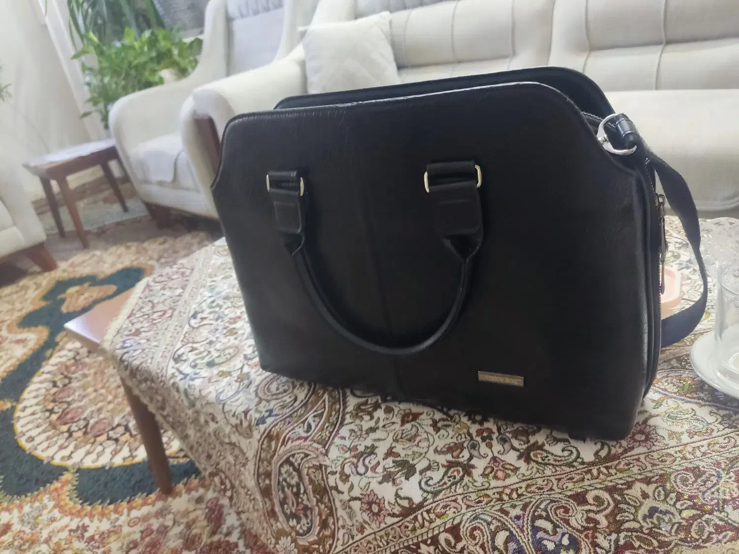 کیف|کیف، کفش، کمربند|طرقبه, |دیوار