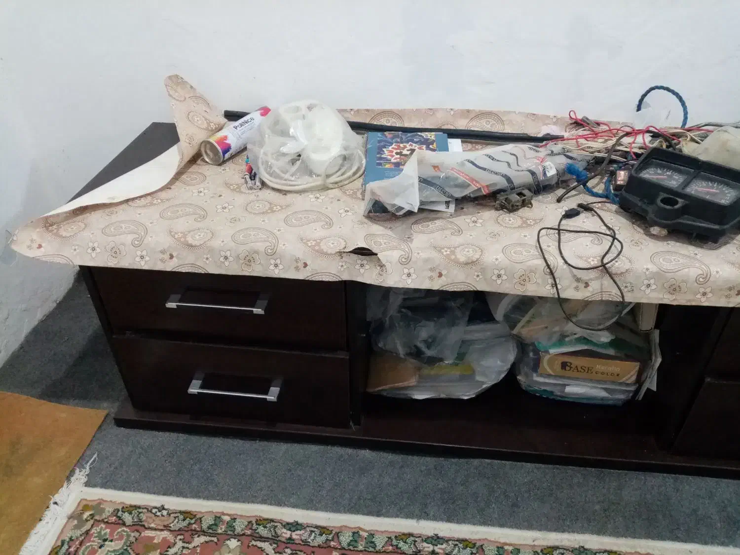 زیر تلویزیونی|میز تلویزیون|تالش, هشتپر|دیوار