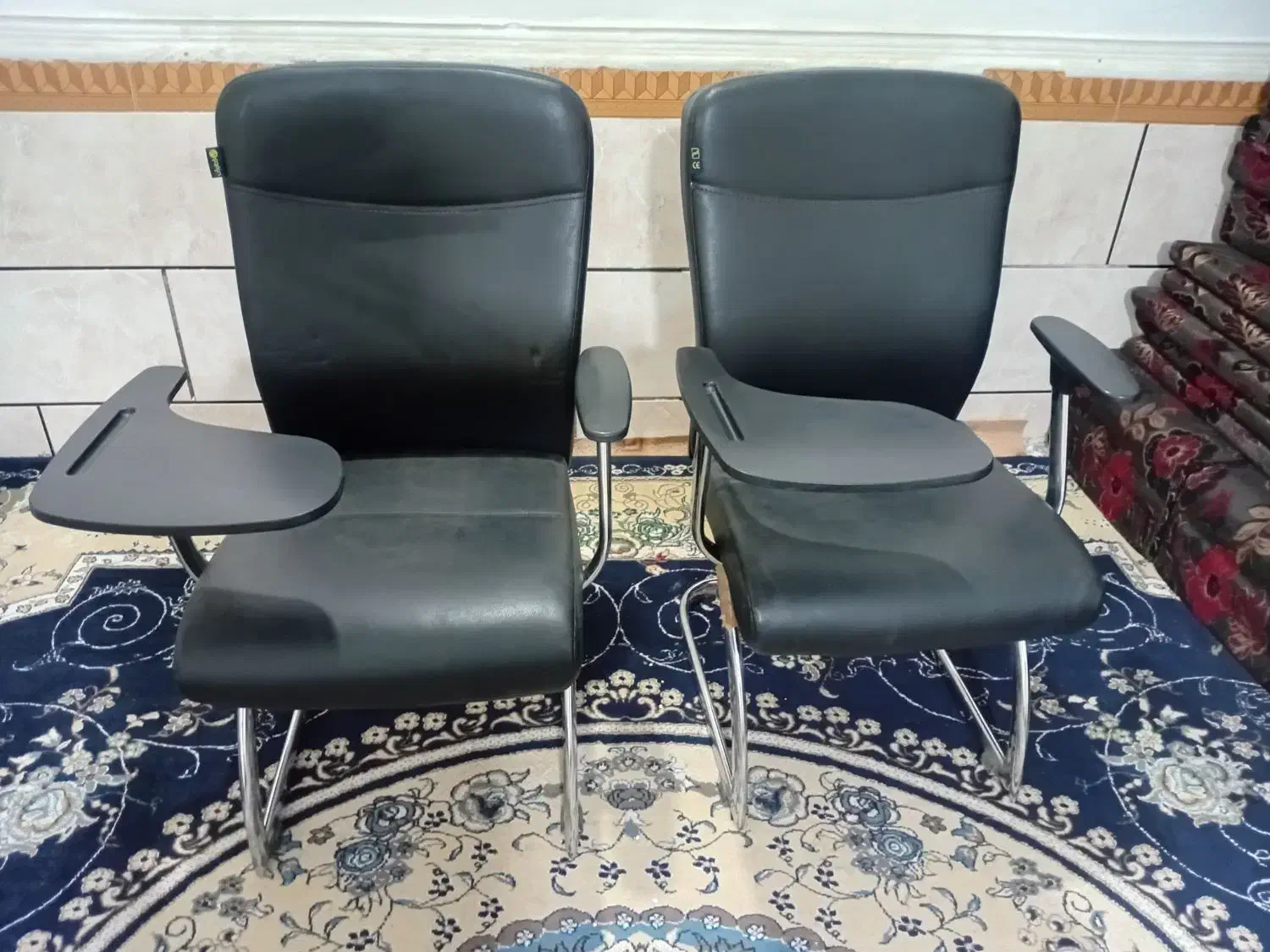 کوی علوی نبشه ۲۲بهمن|صندلی و نیمکت|اهواز, کوی مندلی(سه راه خرمشهر)|دیوار