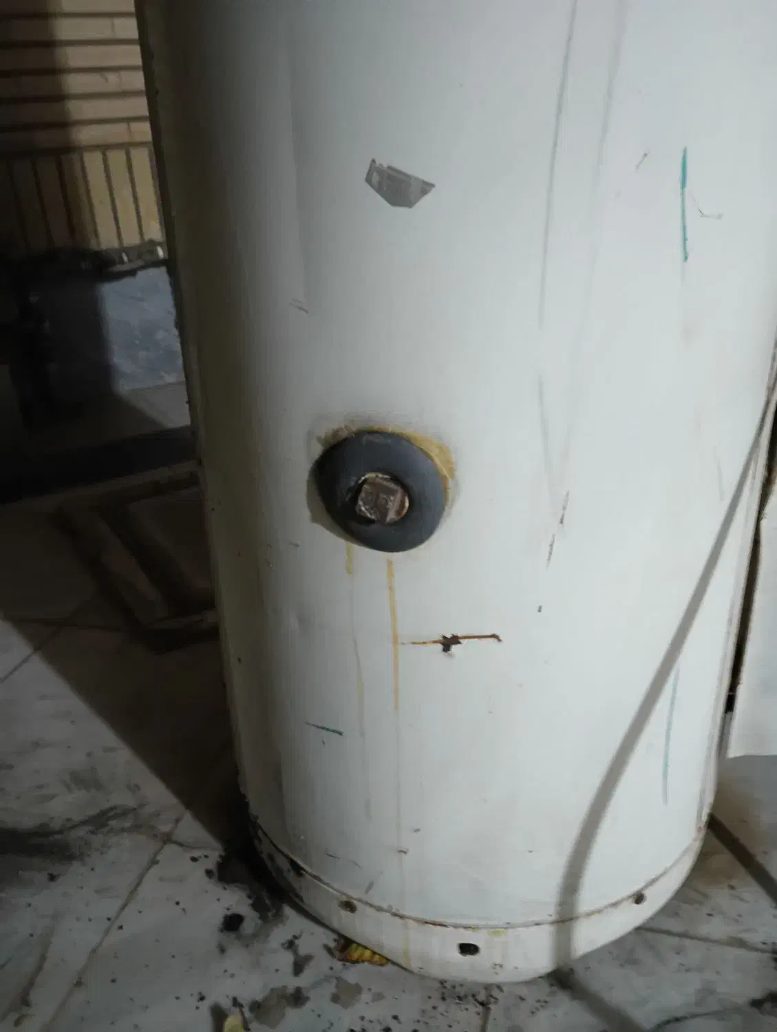 آبگرمکن ایستاده گازی|آبگرمکن، پکیج، شوفاژ|زاهدان, |دیوار