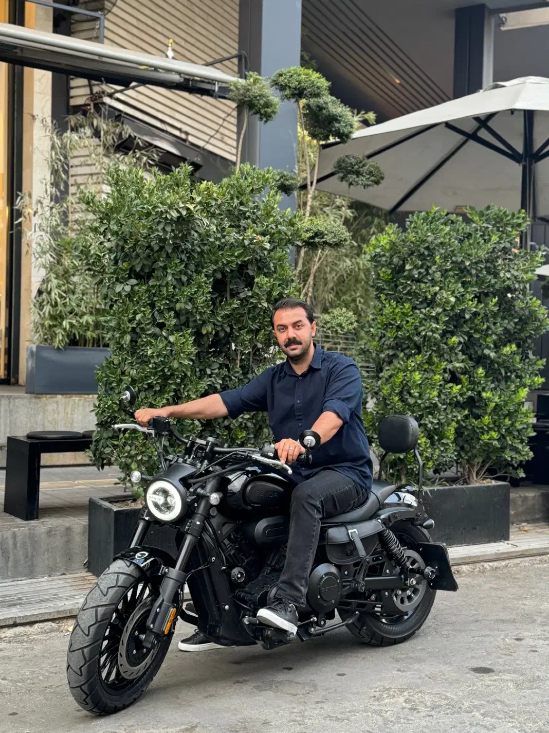 بندا|موتورسیکلت|شیراز, تپه تلویزیون|دیوار