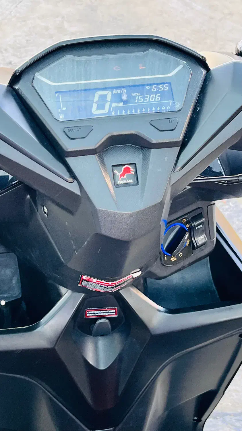 کلیک ۱۸۰ هرم/مشکی|موتورسیکلت|بندرعباس, |دیوار