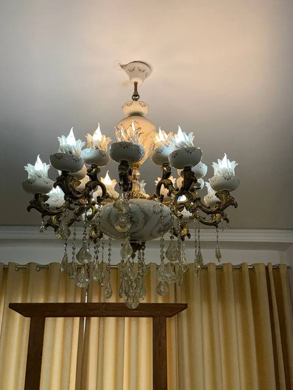 لوستر|لوستر و چراغ آویز|قم, علی آباد سعدگان|دیوار