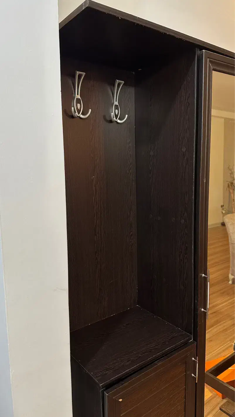 جاکفشی|جاکفشی، کمد، دراور|گرگان, |دیوار