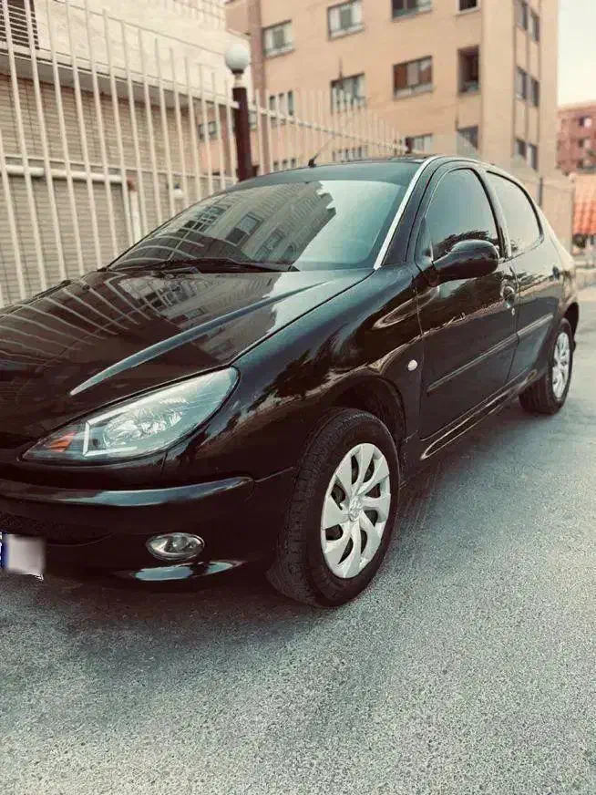 پژو 206 مدل 87 بسیار تمیز تک برگ سند نقد و چک|خودرو سواری و وانت|فولادشهر, B8|دیوار