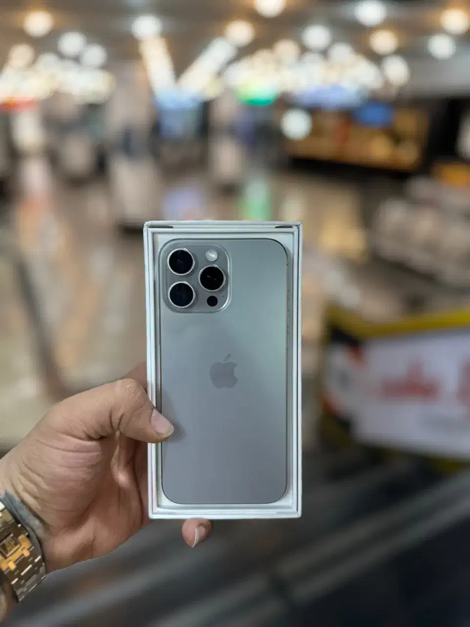 16pro max zaa ۹۹٪ ریجستر شده|موبایل|شیراز, زند|دیوار