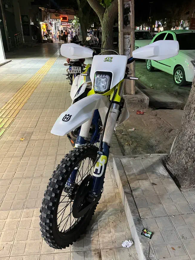 فلات هاسکی فول لوازم درحد|موتورسیکلت|مشهد, کوثر|دیوار