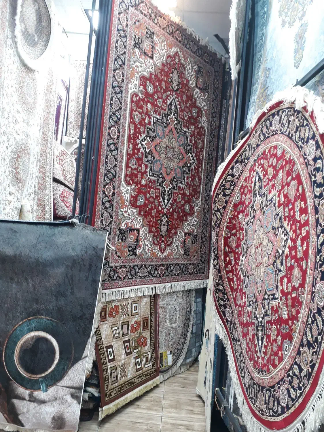 فرش آشپزخانه هریس ۲×۲ دایره مارک بهرخ|فرش|تبریز, |دیوار