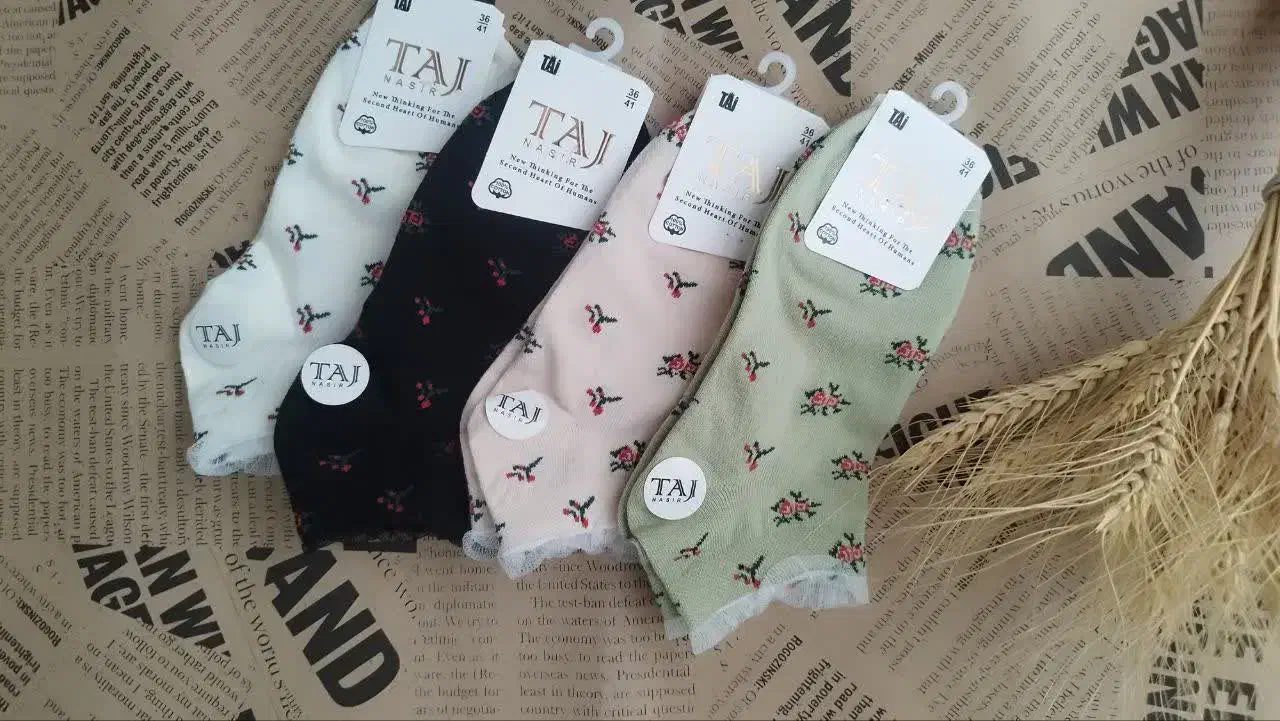 گلدار و توری|لباس|قم, شاه سید علی|دیوار