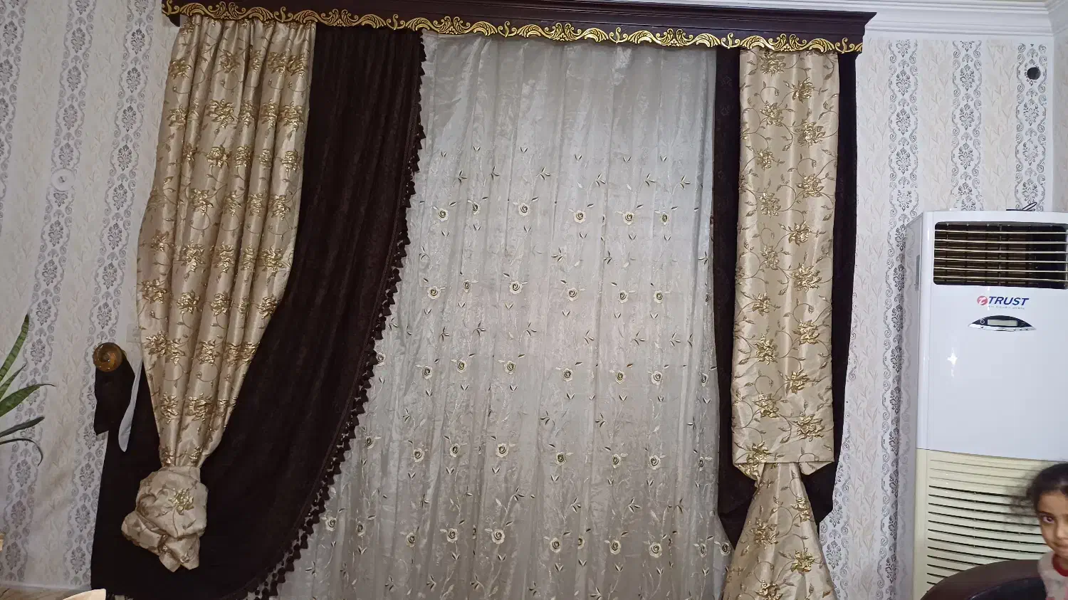 پرده سه متری|پرده، رانر، رومیزی|اهواز, سپیدار|دیوار