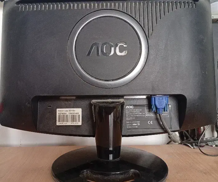 مانیتور و کیس|رایانه رومیزی|نوکنده, |دیوار