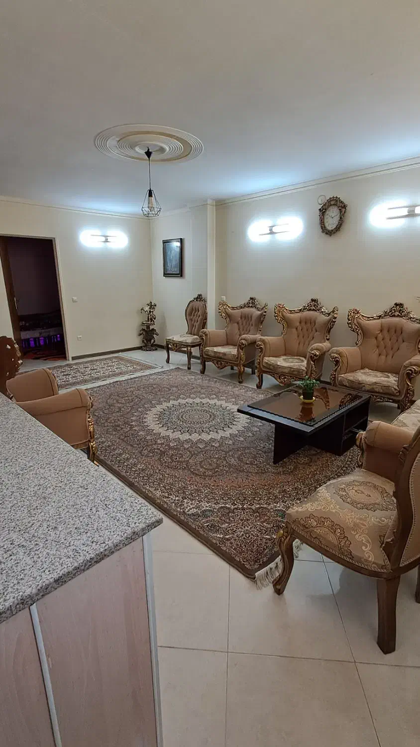 اجاره ماهیانه سالانه منزل آپارتمان مبله مرکز شهر|اجارهٔ آپارتمان|اصفهان, مصلی|دیوار