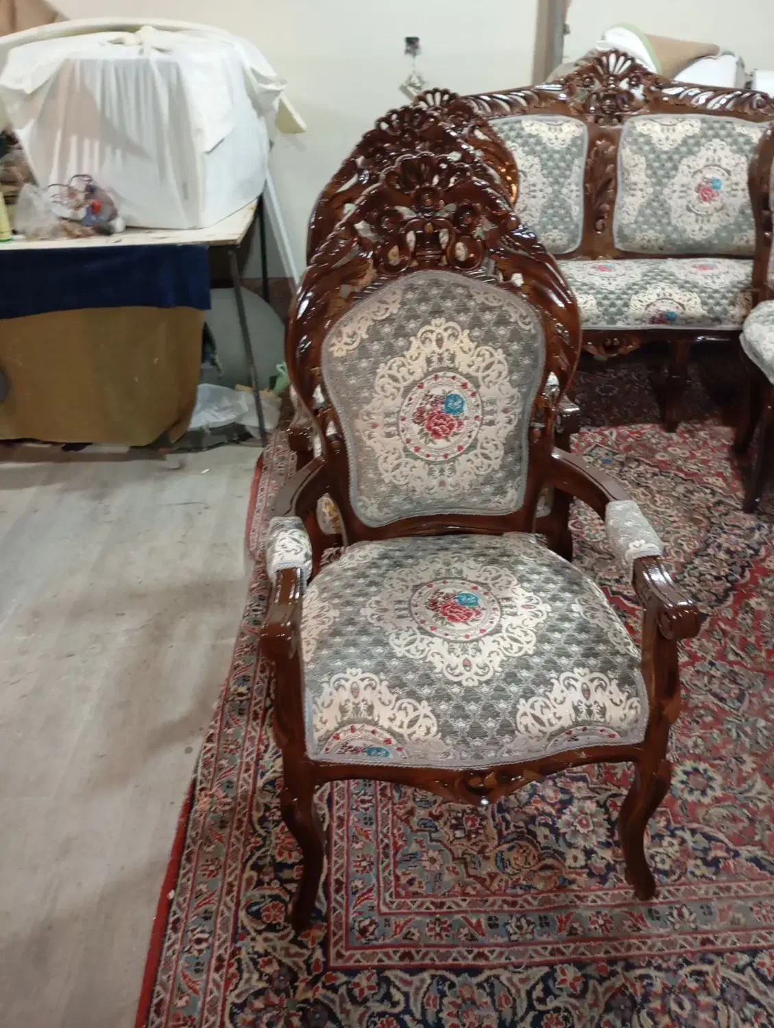 مبل سلطنتی ۹نفره ابر پارچه تعویض شد نو کارگاه مبل|مبلمان خانگی و میز عسلی|تبریز, |دیوار