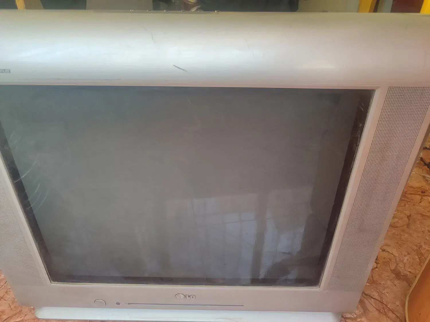 تلویزیون|تلویزیون و پروژکتور|زبرخان, |دیوار