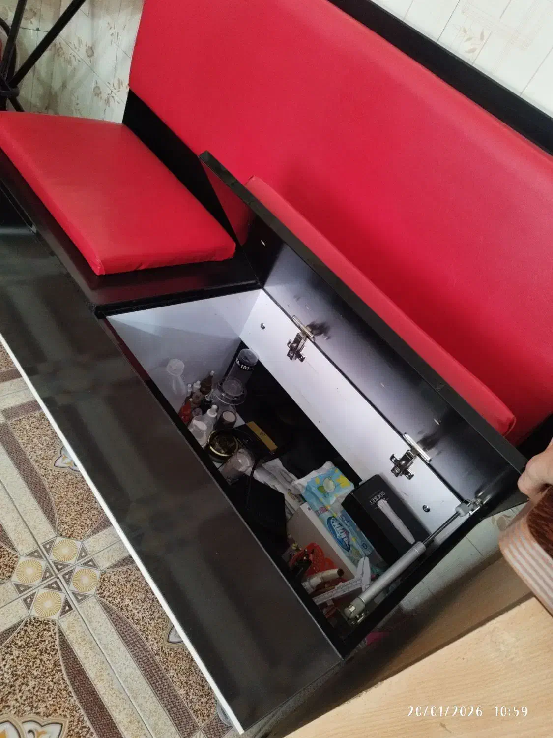 دو عدد مبل راحتی|صندلی و نیمکت|زرند, |دیوار