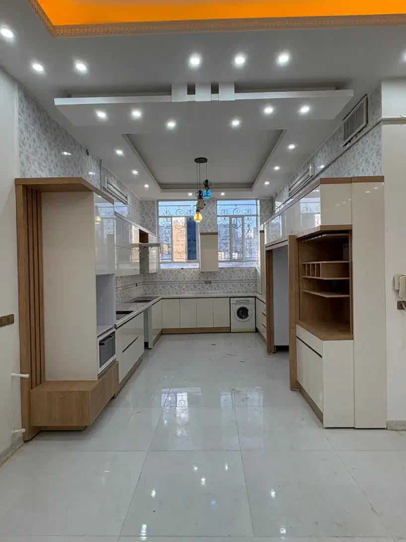 نصاب کابینت واجرا کابینت وکمدی دیواری|خدمات پیشه و مهارت|یزد, |دیوار