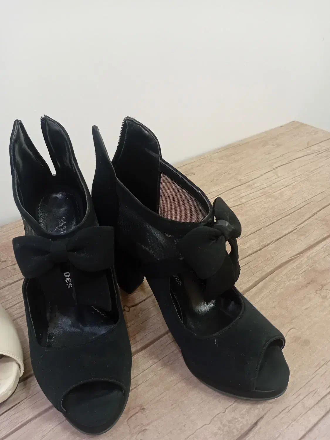 کفش مجلسی|کیف، کفش، کمربند|زنجان, |دیوار