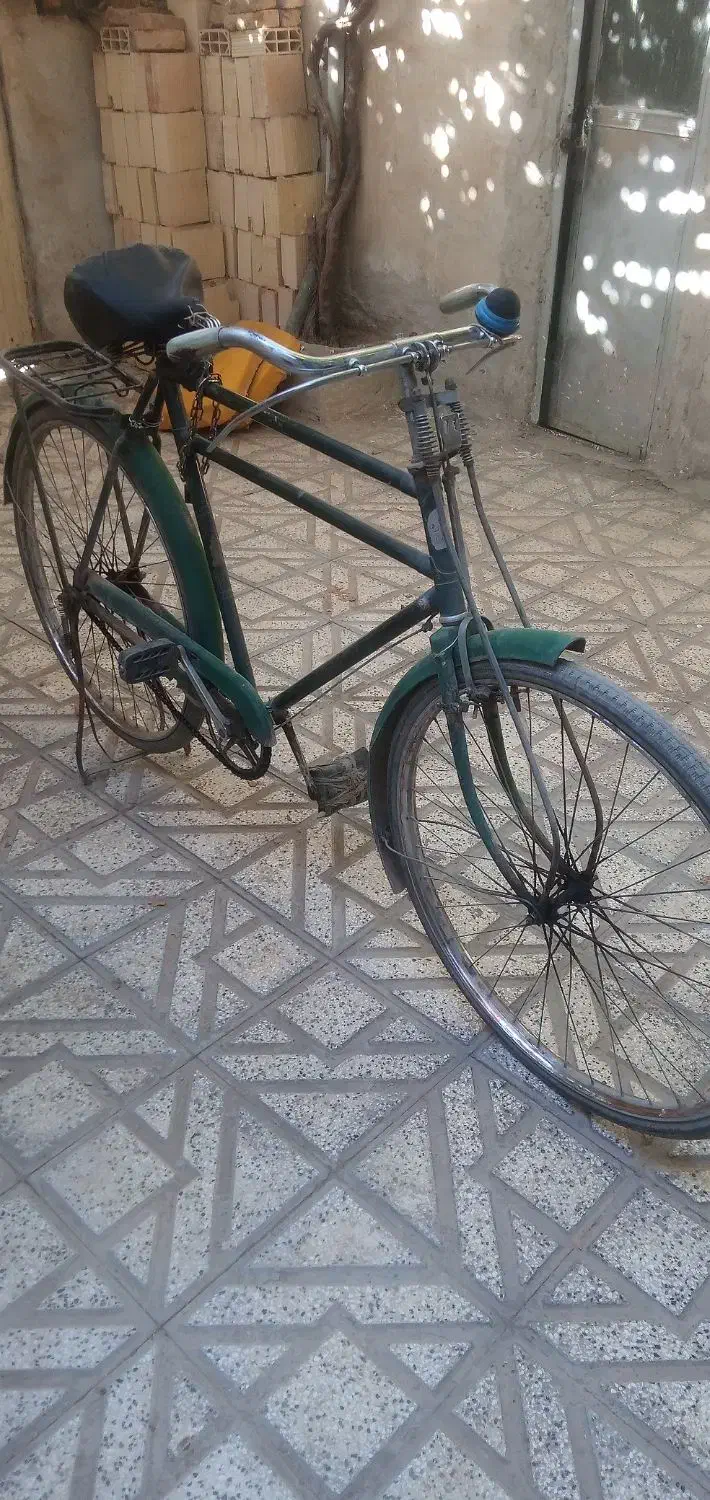 دوچرخه|دوچرخه، اسکیت، اسکوتر|نیشابور, خط کاشمر|دیوار