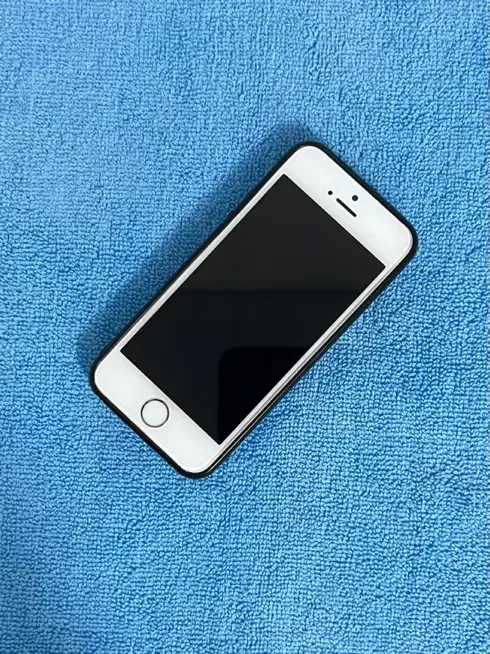 آیفون ۵ اس ۶۴ ipone 5s 64 gig|موبایل|قم, انسجام|دیوار