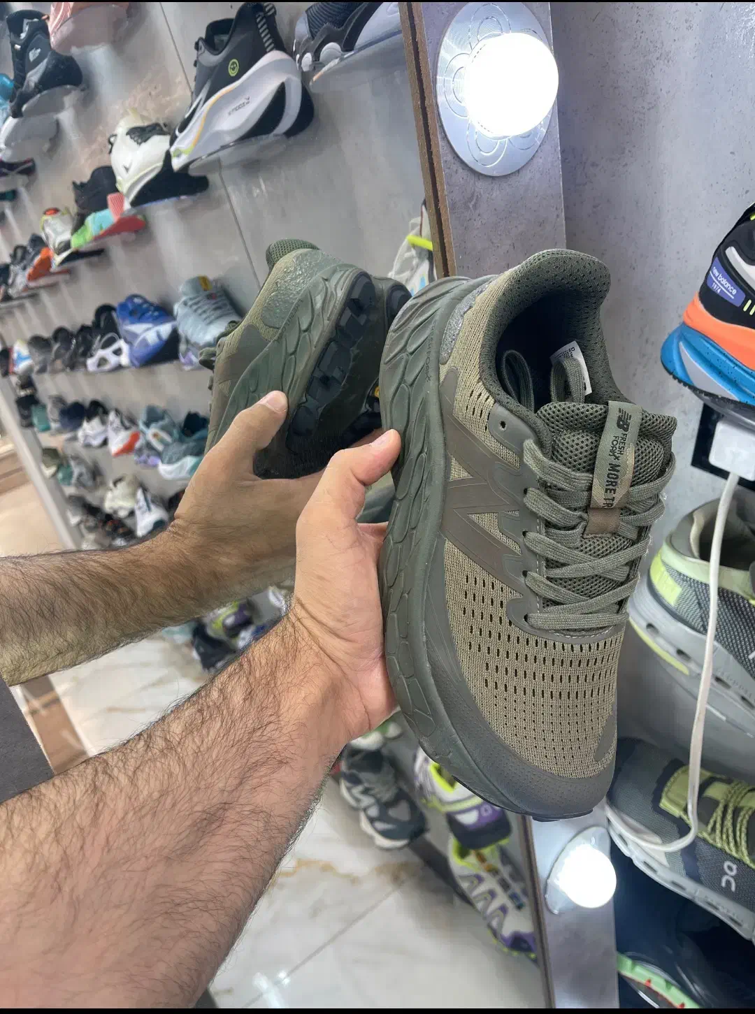 کفش نیوبالاس|کیف، کفش، کمربند|بانه, |دیوار