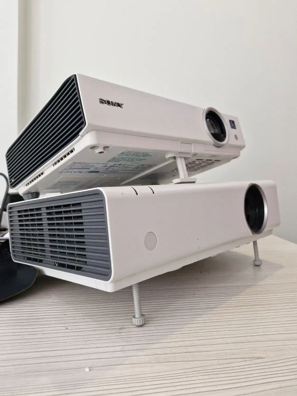 * ویدئو پروژکتور سونی Sony *|تلویزیون و پروژکتور|تهران, دروس|دیوار